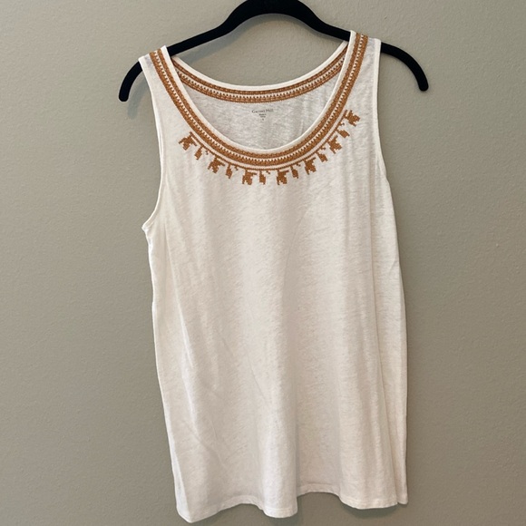 BOHO Garnet Hill Off-White and Gold Embroidered Linen & Modal Sleeveless Tank - Picture 2 of 10